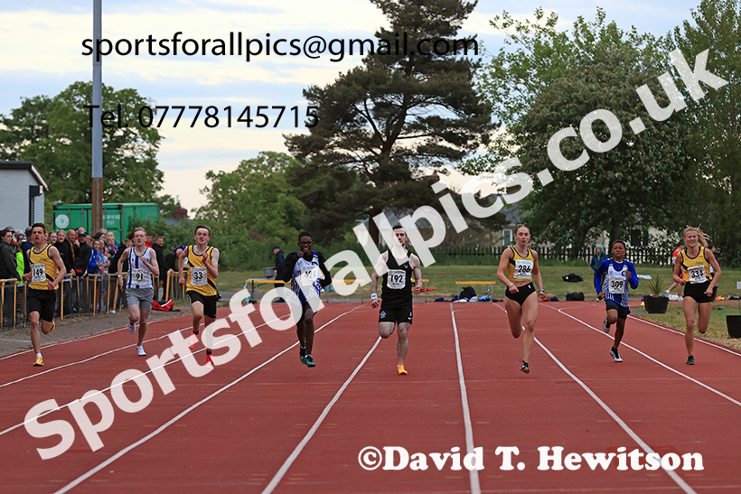 The 200 metres, 2025 NEGP No 2, Monkton Stadium, Wednesday, May 28th. Photo: David T. Hewitson/Sports for All Pics